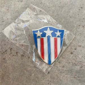 Disney : Marvel Captain America Pin / Enamel Pin